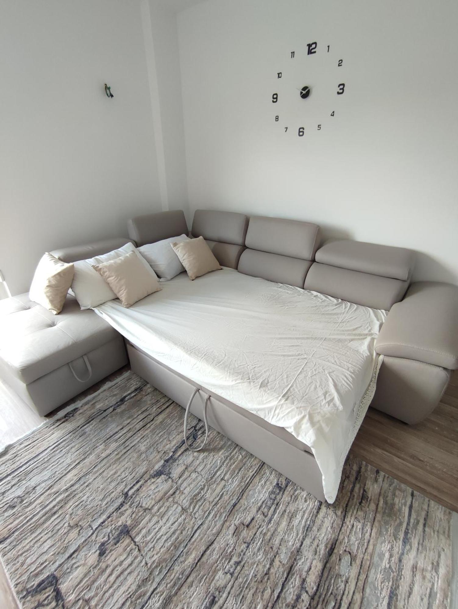 Sabi Apartment Golem Qerret Dış mekan fotoğraf