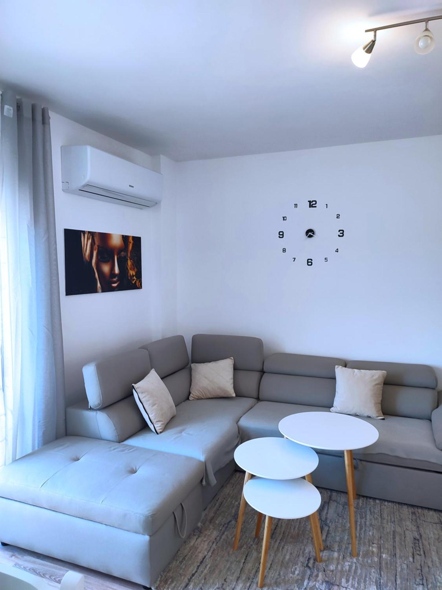 Sabi Apartment Golem Qerret Dış mekan fotoğraf