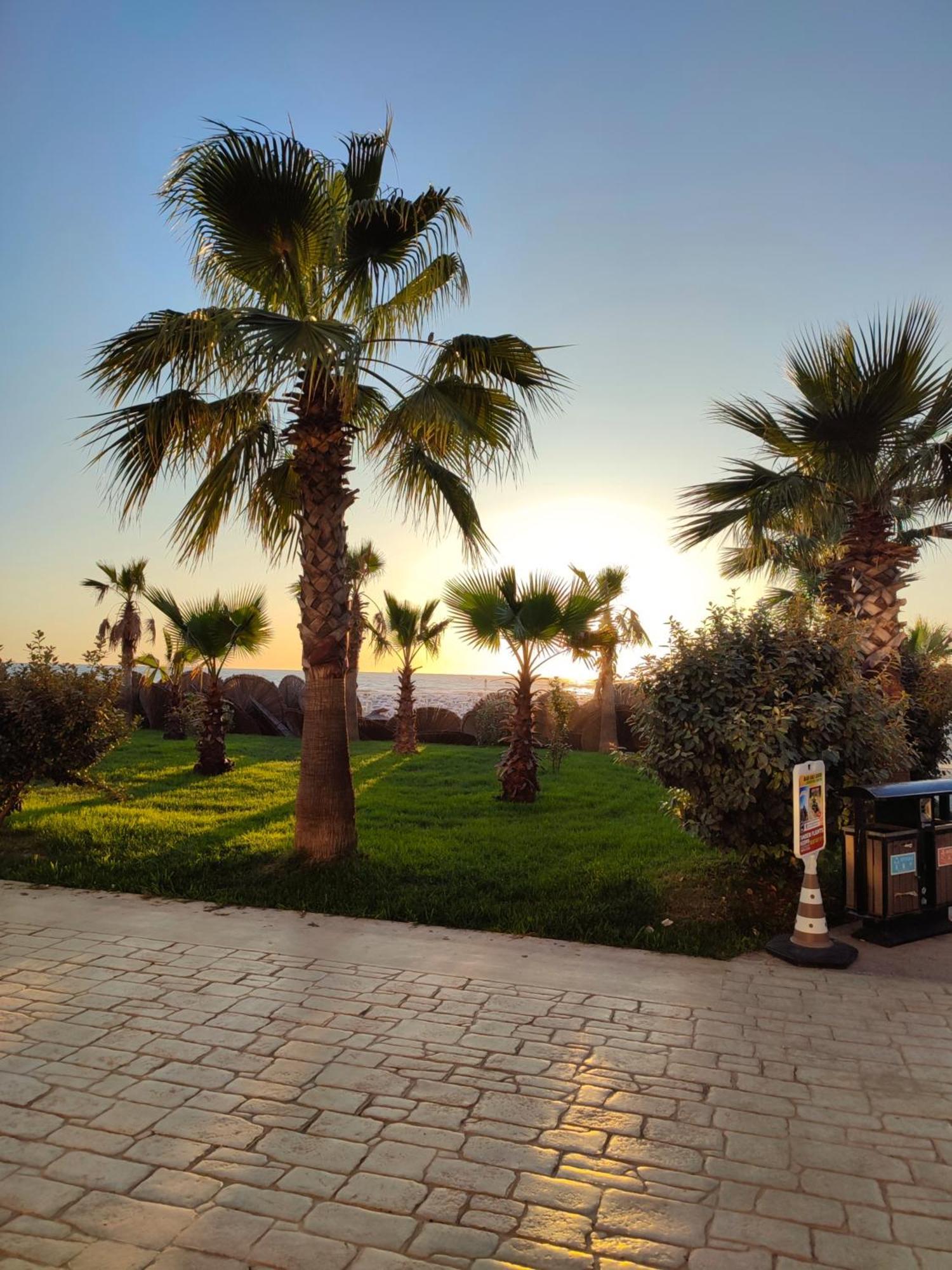 Sabi Apartment Golem Qerret Dış mekan fotoğraf